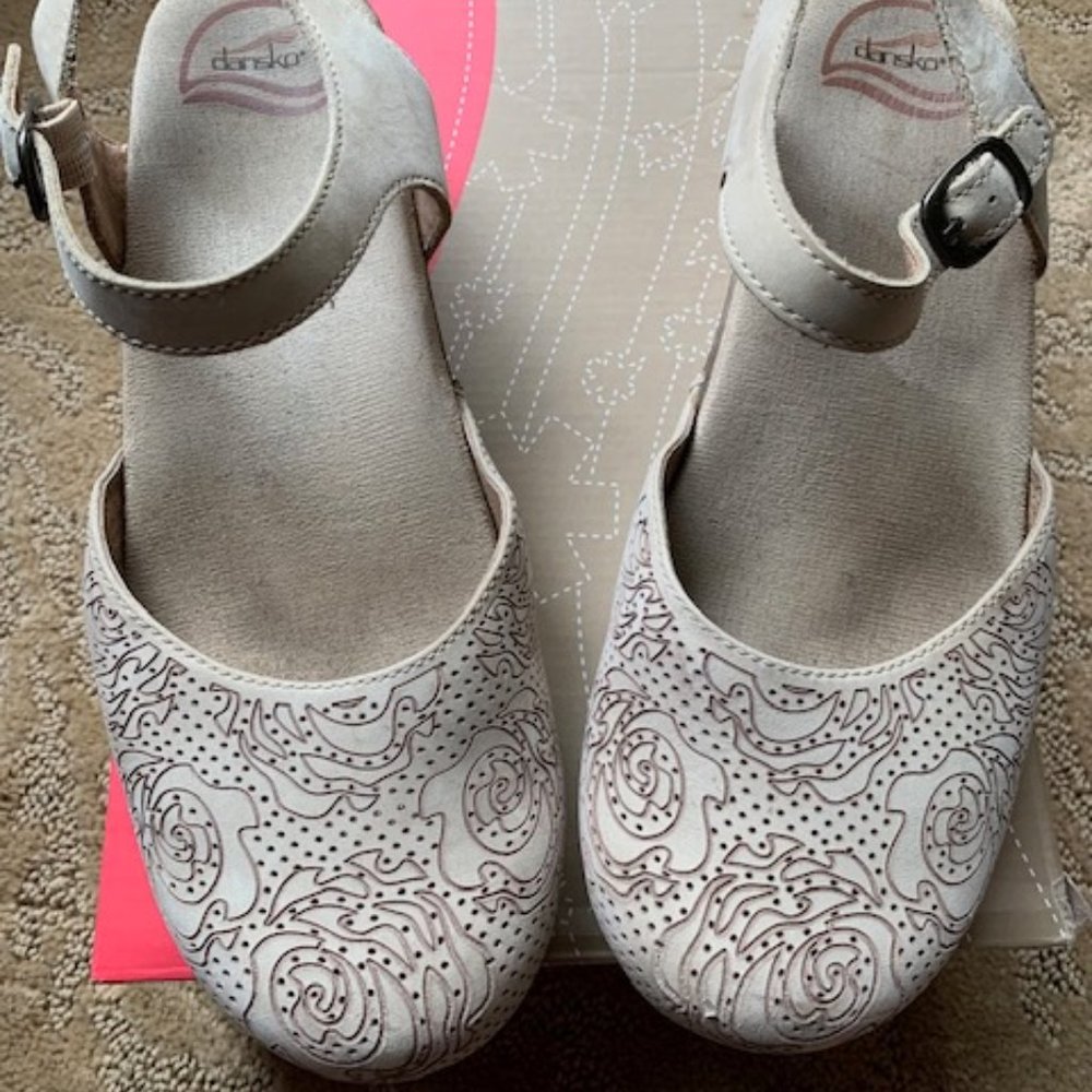 Dansko shoes